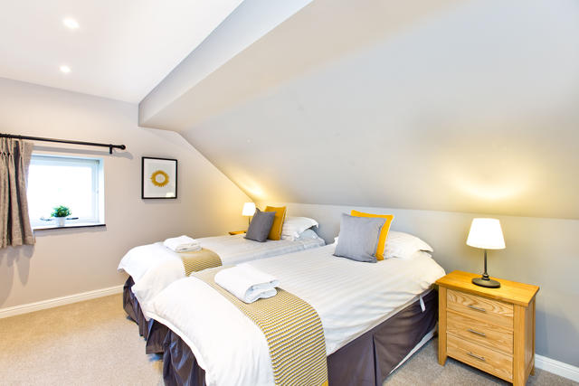 Applegarth - Bedroom two with en suite
