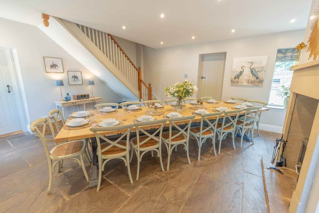 Image showing Redhurst Barn spacious dining room.