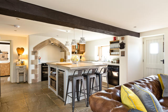 Fabulous kitchen, perfect for socialising