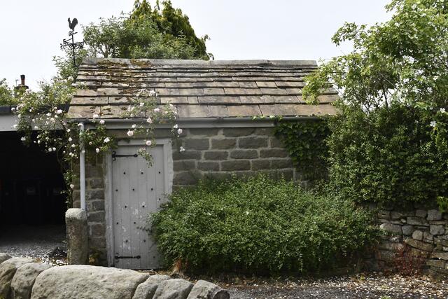 Edge Cottage car port and garden shed