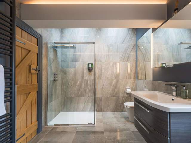 Luxury shared bathroom