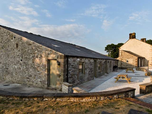 Holly Bush Barn