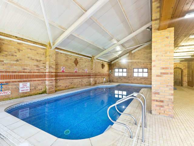 Holiday Cottage with Swimming Pool