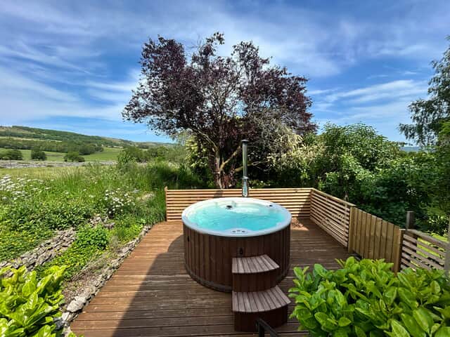 The wood fired hot tub area at Cliff House