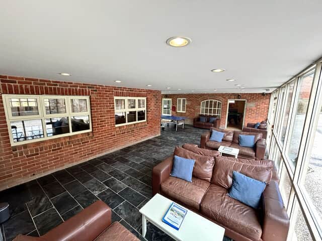 Social lounge with games room