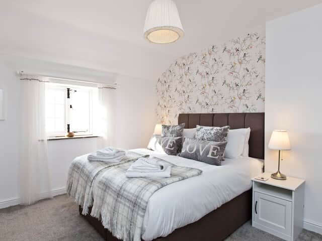 The Farmhouse bedroom 5 with en suite shower room
