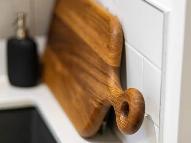 Bright and inviting decor