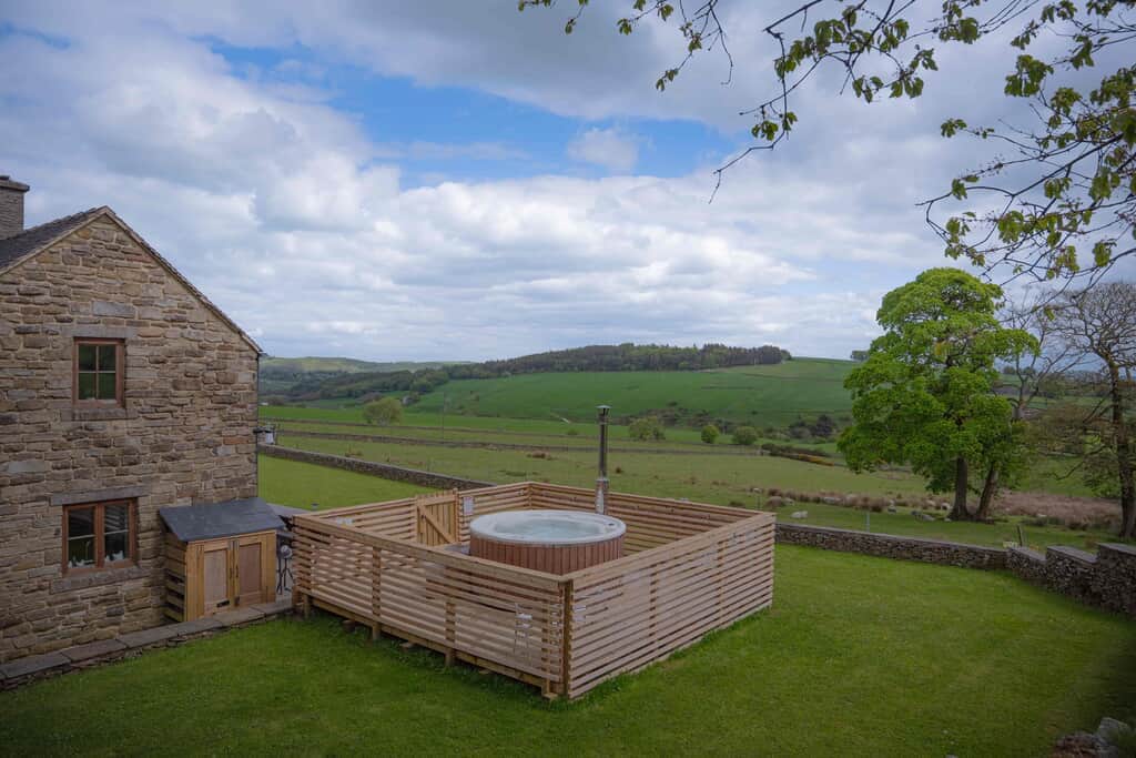 Image showing the wood fired hot tub at Lapwing Barns in the Peak District.